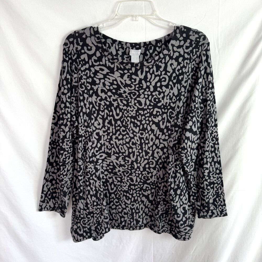 Chicos Women's Top Size 3 Gray/Black Print Pockets Long Sleeves